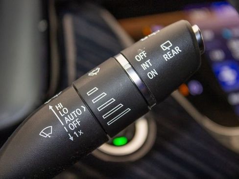 Used 2024 Cadillac XT6 Premium Luxury w/ LPO, Floor Liner Package image 30