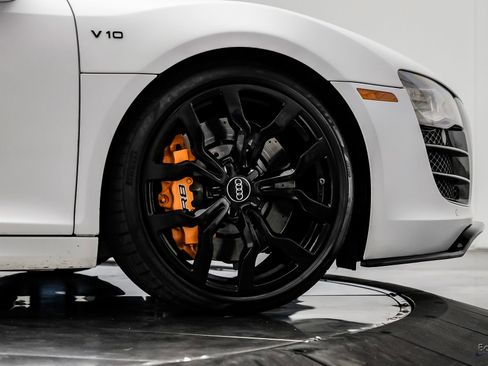 Used 2010 Audi R8 V10 image 95
