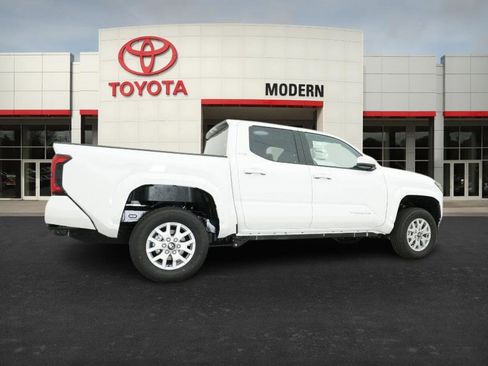 New 2025 Toyota Tacoma SR5 image 23