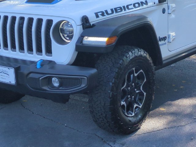 Used 2022 Jeep Wrangler Unlimited Rubicon 4xe w/ Cold Weather Group AWD/4WD image 9