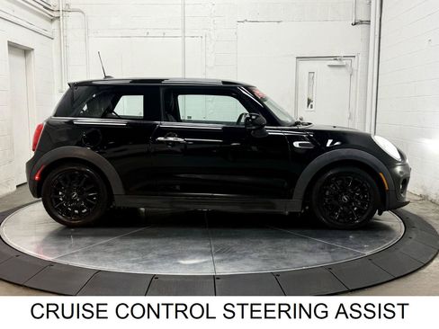 Used 2014 MINI Cooper 2-Door Hardtop FWD image 11