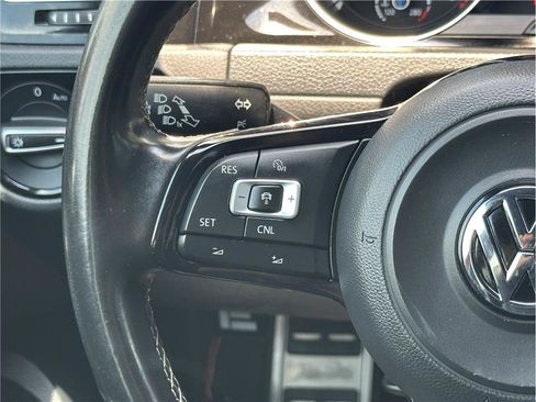 Used 2016 Volkswagen Golf R 4-Door w/ Driver Assistance Package AWD/4WD image 22