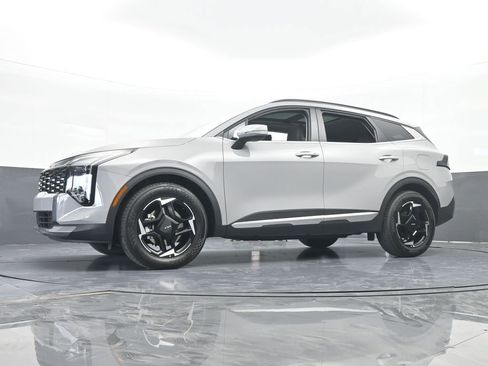 Used 2026 Kia Sportage EX w/ EX Panorama Roof Package FWD image 58
