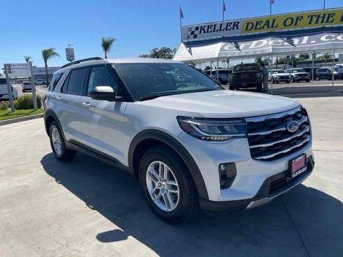 New 2026 Ford Explorer Active w/ Active Comfort Package RWD image 7