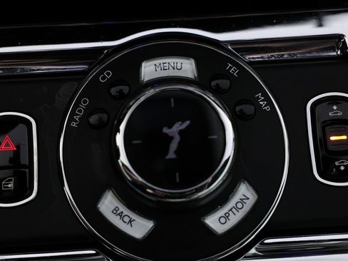 Used 2016 Rolls-Royce Wraith image 27