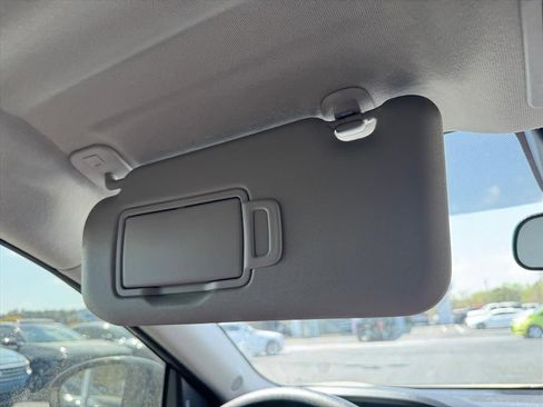 Used 2025 Nissan Sentra SV image 25