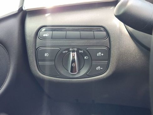 Used 2019 INFINITI QX50 Luxe FWD image 22