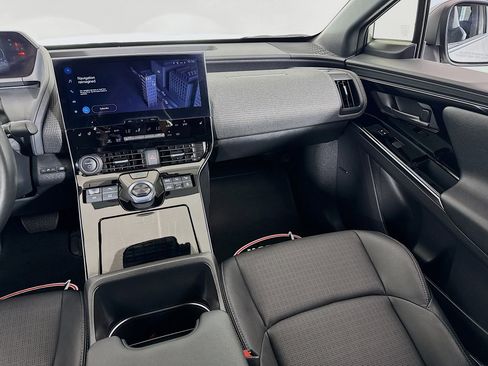 Used 2023 Subaru Solterra AWD image 34