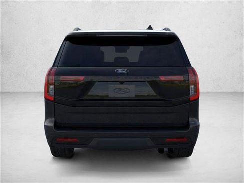 New 2026 Ford Expedition Tremor image 5
