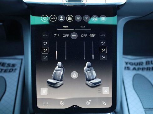 Used 2024 Lucid Air Touring image 33