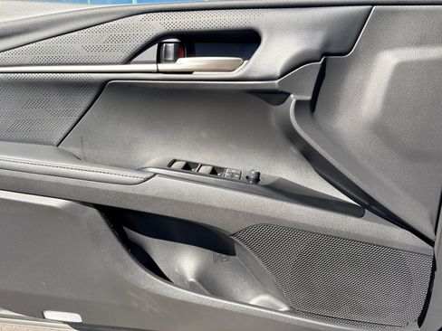 Used 2025 Toyota Camry XSE image 22