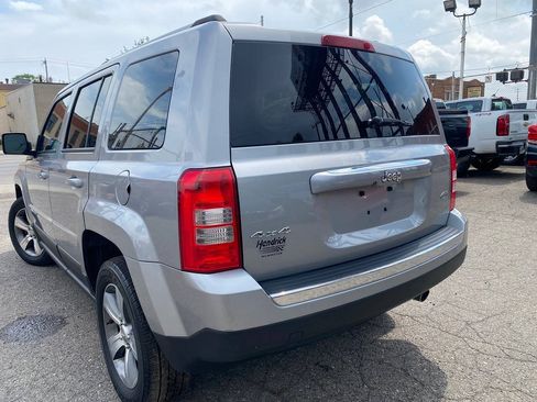 Used 2016 Jeep Patriot High Altitude AWD/4WD image 9