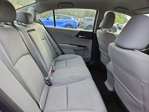 Used 2015 Honda Accord LX image 17