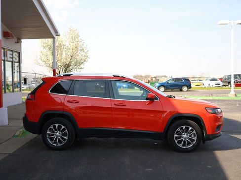 Used 2021 Jeep Cherokee Latitude Lux AWD/4WD image 4