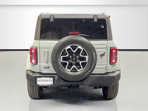 Used 2024 Ford Bronco Outer Banks AWD/4WD image 6