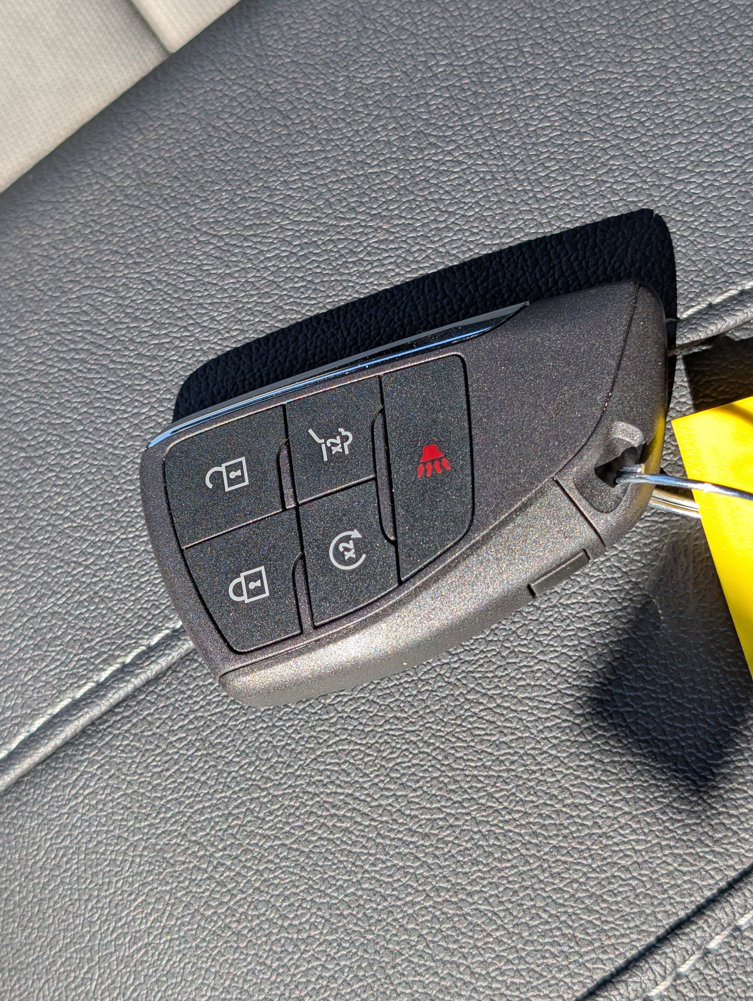 Used 2026 Chevrolet Traverse LT FWD image 32