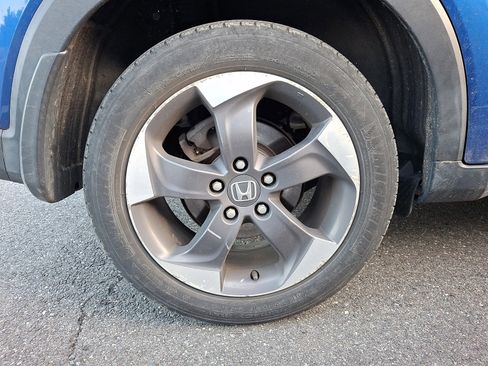Used 2018 Honda HR-V EX image 4