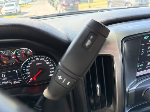 Used 2018 Chevrolet Silverado 1500 LT w/ All Star Edition image 23