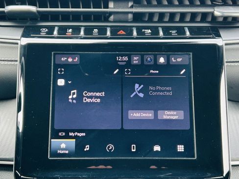 Used 2023 Jeep Grand Cherokee Altitude image 21