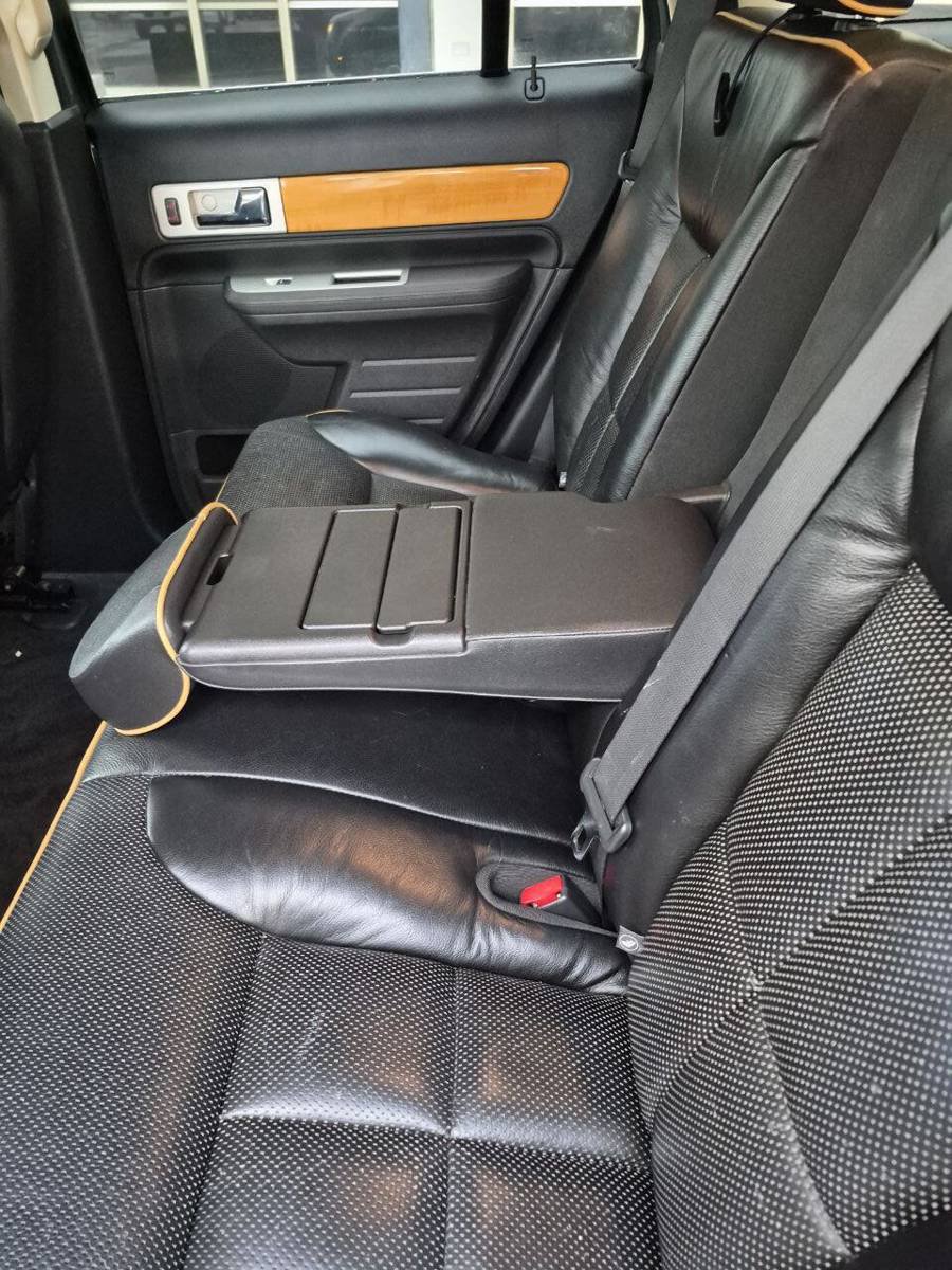 Used 2010 Lincoln MKX AWD image 32