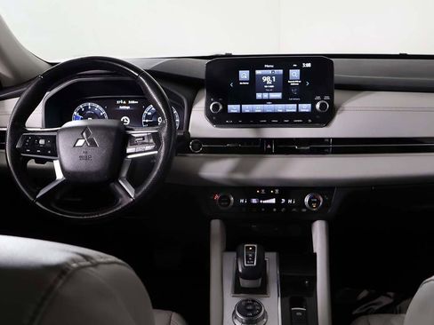 Used 2022 Mitsubishi Outlander SEL image 35