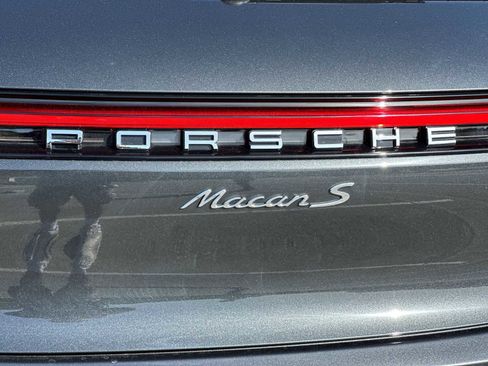 Used 2025 Porsche Macan S image 29