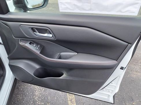 Certified 2025 Nissan Rogue Rock Creek image 20