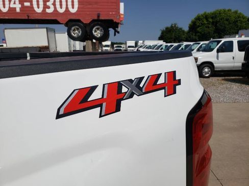 Used 2019 Chevrolet Silverado 2500 W/T w/ WT Convenience Package AWD/4WD image 25