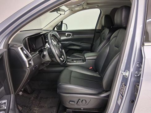 Used 2021 Kia Sorento S w/ Panoramic Sunroof Package FWD image 3