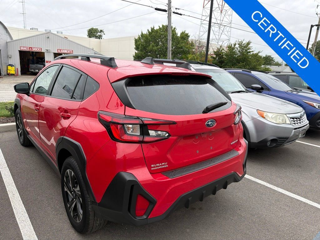 Used 2025 Subaru Crosstrek 2.5i Premium AWD/4WD image 3