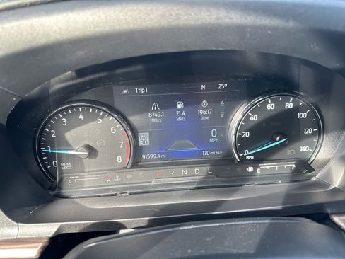 Used 2022 Ford Explorer Limited w/ Equipment Group 301A image 48