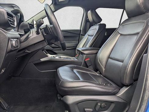 Used 2020 Ford Explorer XLT w/ Equipment Group 202A image 17