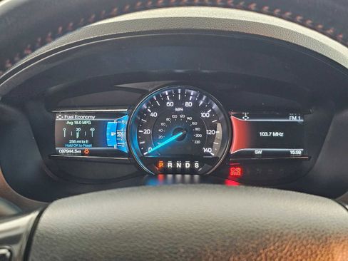 Used 2019 Ford Explorer Sport image 25