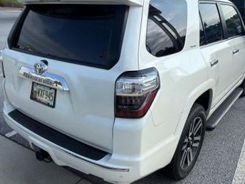 Used 2022 Toyota 4Runner Limited AWD/4WD image 31