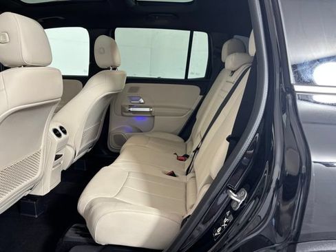 Used 2026 Mercedes-Benz GLB 250 4MATIC image 18