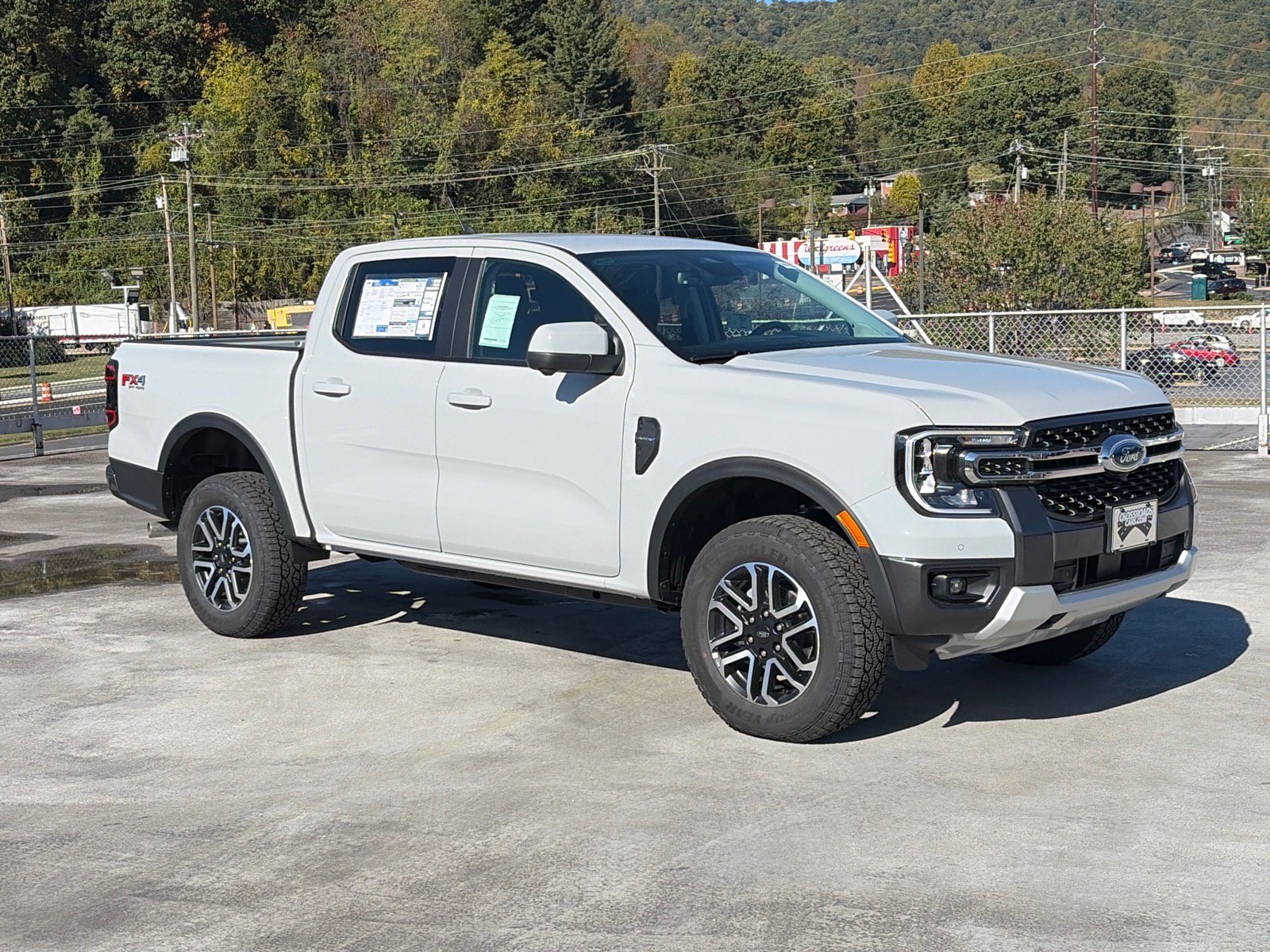 New 2026 Ford Ranger Lariat w/ FX4 Off-Road Package AWD/4WD image 1