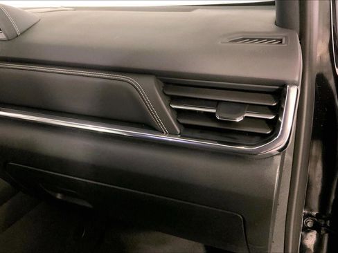 Used 2026 GMC Terrain Elevation FWD image 16