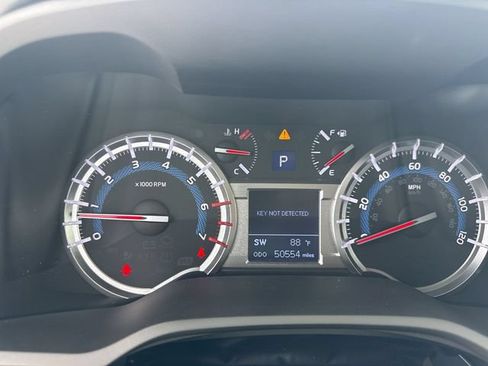 Used 2019 Toyota 4Runner Limited AWD/4WD image 15
