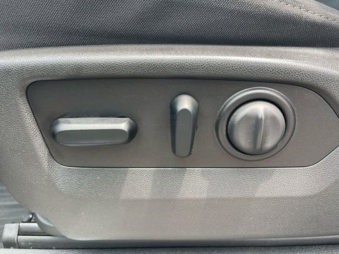 Used 2021 GMC Sierra 1500 Elevation image 10