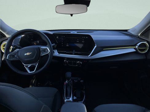 New 2026 Chevrolet Trax LT w/ LT Convenience Package image 23