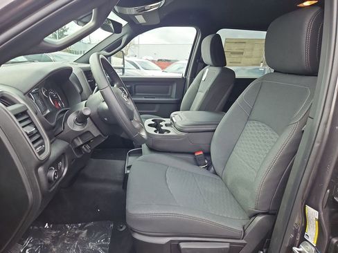 New 2026 RAM 2500 Tradesman AWD/4WD image 12