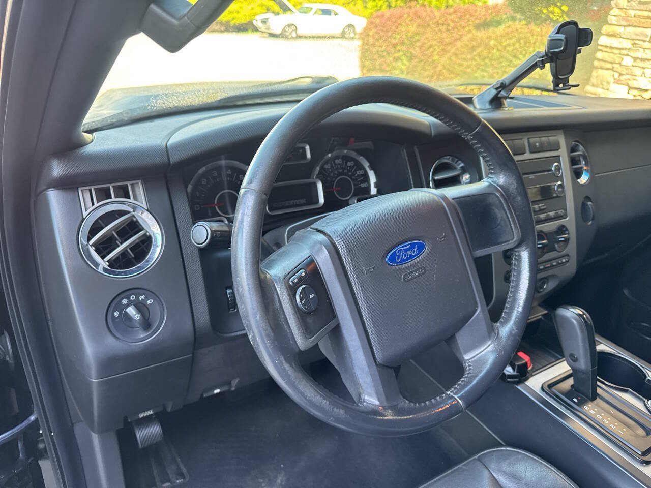 Used 2008 Ford Expedition XLT AWD/4WD image 24