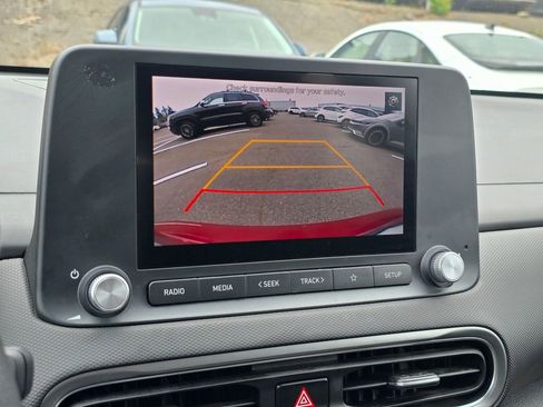 Used 2023 Hyundai Kona SE FWD image 21