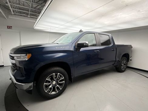 Used 2023 Chevrolet Silverado 1500 LT image 1