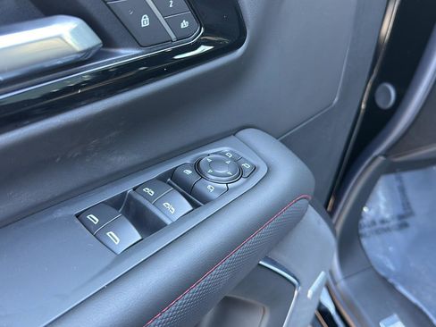 New 2026 Chevrolet Suburban RST image 29