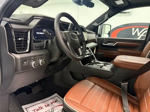 New 2026 GMC Sierra 3500 Denali Ultimate AWD/4WD image 9
