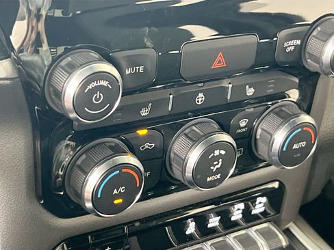 Used 2023 RAM 1500 Big Horn AWD/4WD image 20
