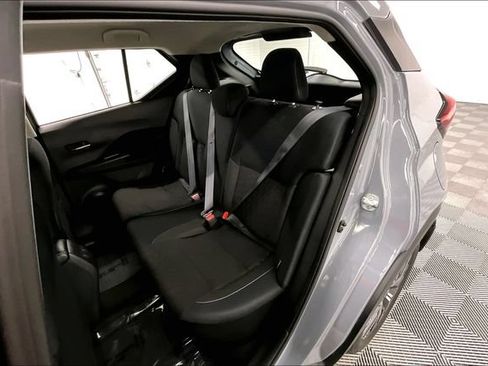 Used 2023 Nissan Kicks SV FWD image 24