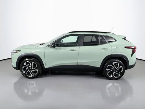 Used 2024 Chevrolet Trax RS w/ Driver Confidence Package FWD image 8