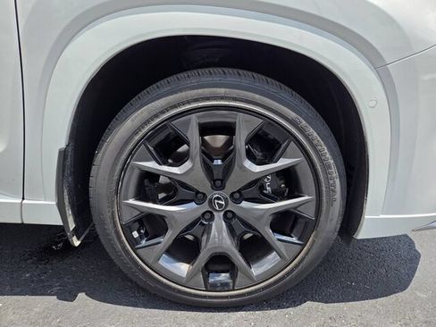 Used 2025 Lexus TX 500h AWD w/ Technology Package image 23